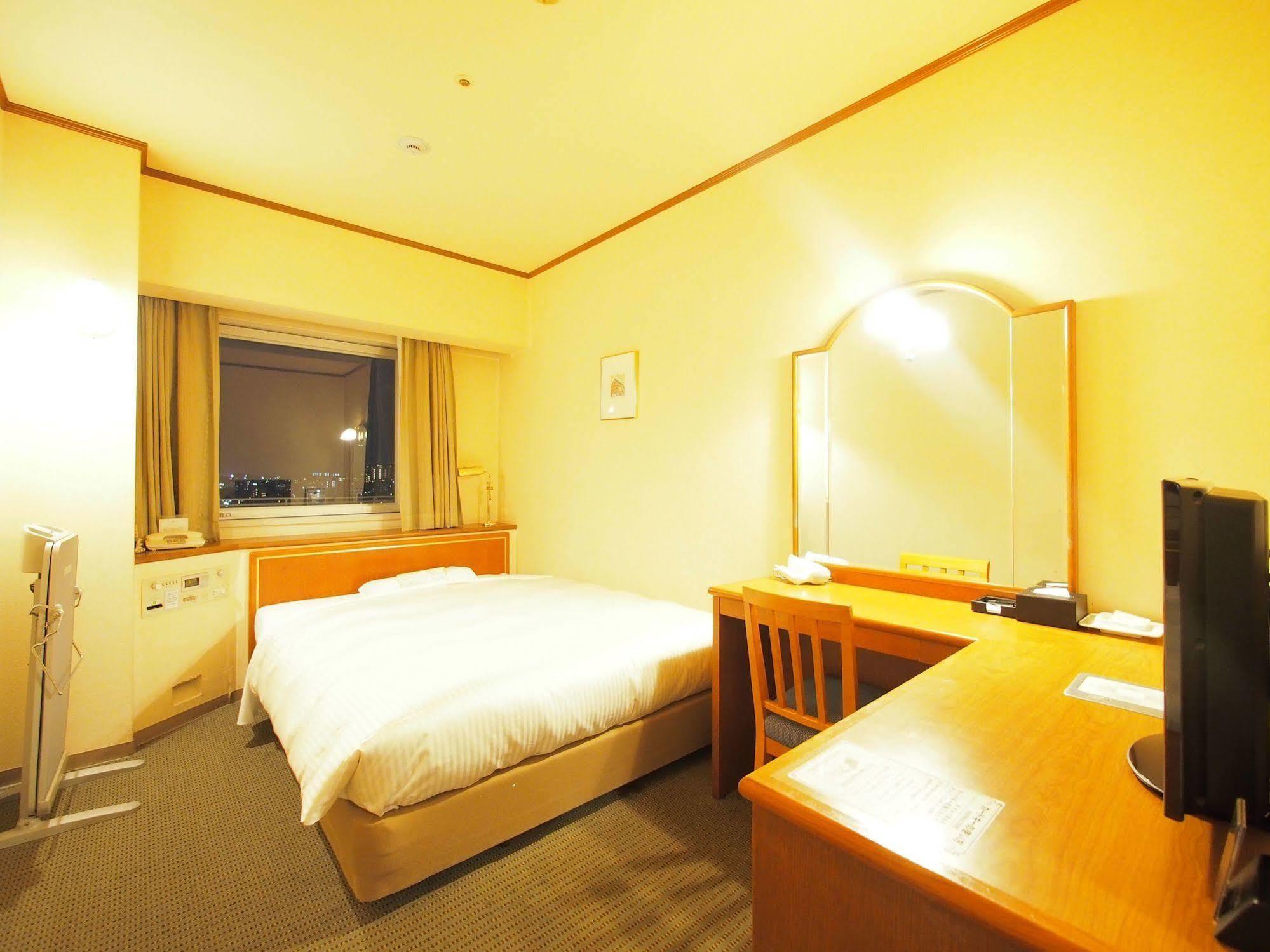 Yokohama Isezakicho Washington Hotel Eksteriør billede