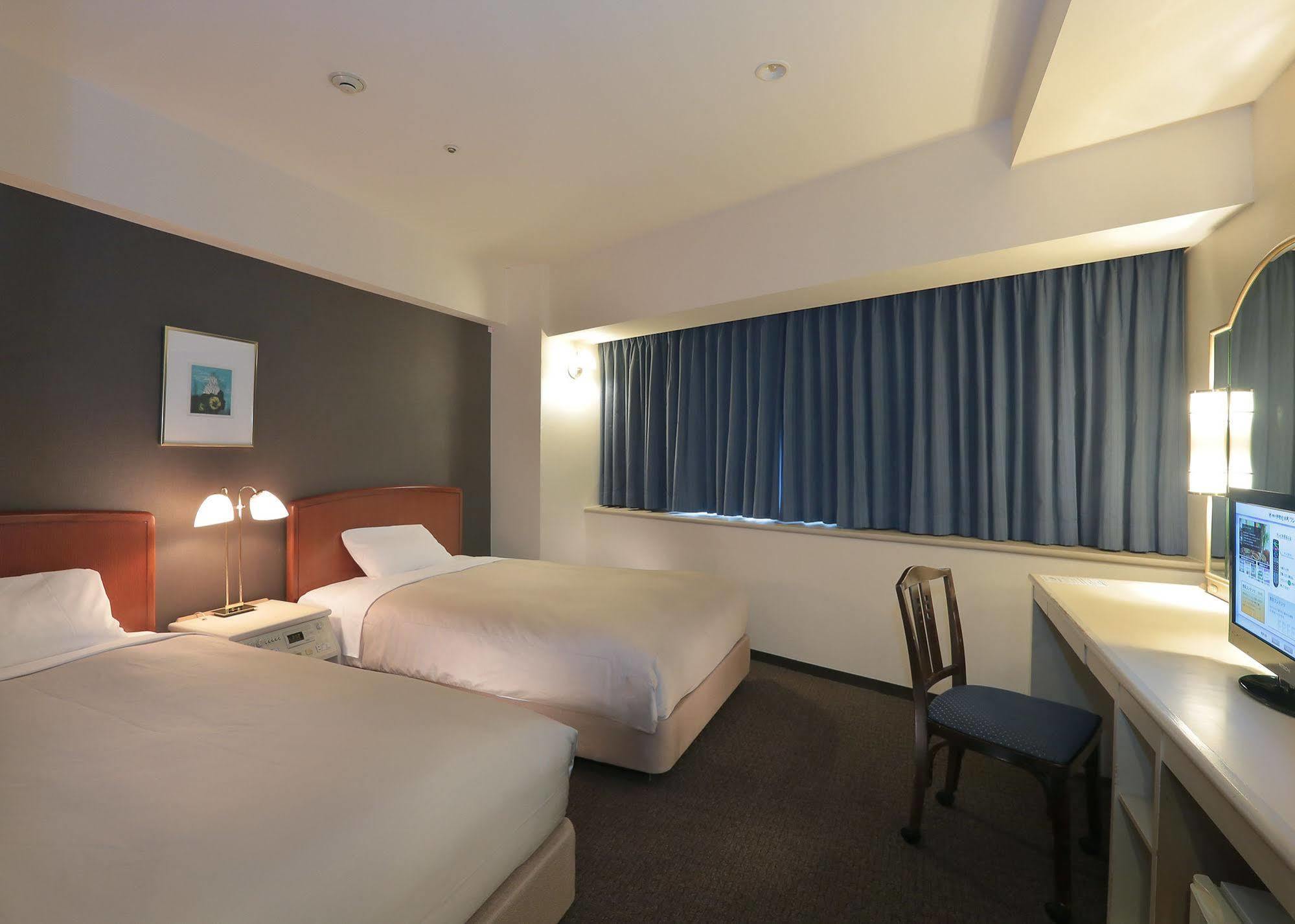 Yokohama Isezakicho Washington Hotel Eksteriør billede